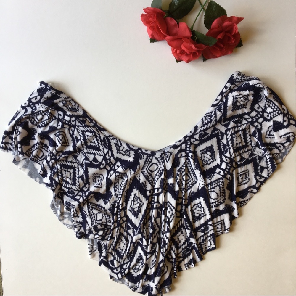 Navy & White Crop Top - Picture 3 of 8